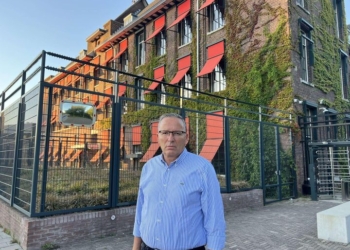 Bedri Hamza takon Hashim Thaçin e Kadri Veselin