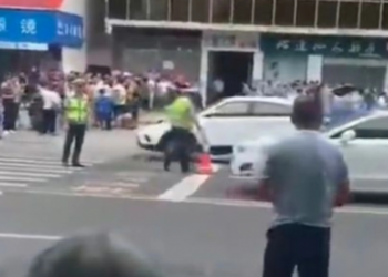 Sulm me thikë në kopshtin e fëmijëve në Kinë