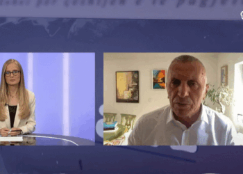 Kamberi: Ambasadori Hill na premtoi se do të lobojë për kërkesat e shqiptarëve të Luginës