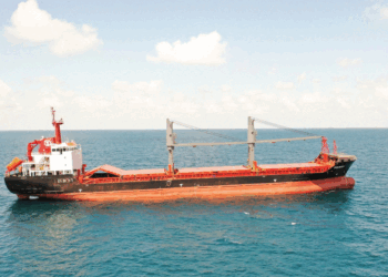 Dy anije të tjera me drithëra nisen nga Ukraina