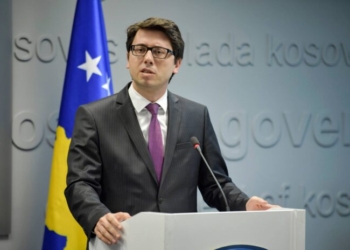 Ministri Murati thërret konferencë për medie