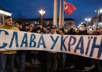 Dënohen me burgim aktivistët bjellorusë që mbështetën Ukrainën