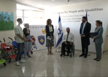 Izraeli për herë të dytë dhuron 70 karroca për personat me nevoja të veçanta