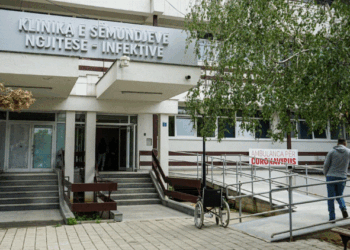 Infektiva e gatshme për çdo valë të re të virusit