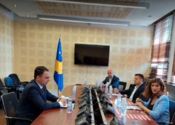 Komisioni Parlamentar për AKI-në diskuton për realizimin e planit të punë