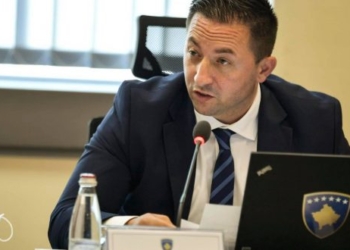 Mehaj kritikon stafin e tij për mostransparencë