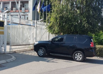 Escobari e Lajçaku takohen edhe me liderët e opozitës