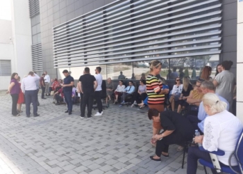 Ka vazhduar protesta në Pallatin e Drejtësisë për kushte jo të mira të punës