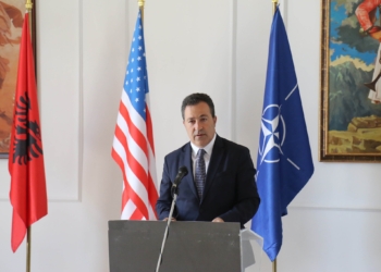 Edhe 30 ushtarë shqiptarë i bashkohen KFOR-it në Pejë