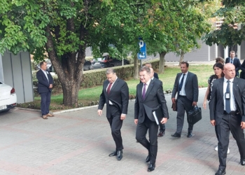 Escobar e Lajçak priten nga Kurti