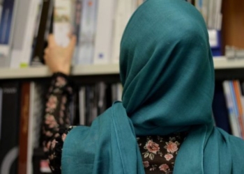 Kampanjë për mbulesën në shkolla