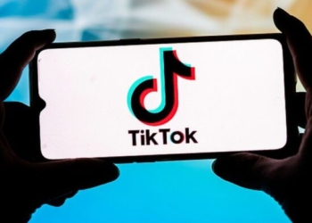 TikTok mund të kontrollojë çdo gjë që keni në telefonin tuaj