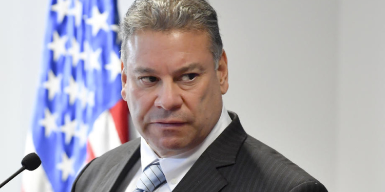 Escobar: Ta harrojmë narrativen “Kosova është Serbi”