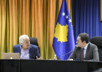 Kurti kërkon veprime të menjëhershme në përmirësimin e shërbimeve për pacientët