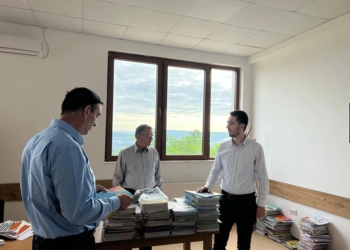 Fillon procesi mësimor në shkollat e Kamenicës