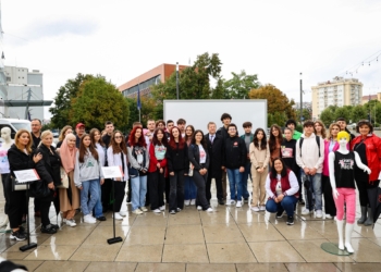 ​Szunyog: Të gjithë duhet t’i mbrojmë fëmijët