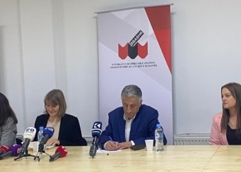 Flocken konfirmon se nuk ka marrëveshje me Qeverinë dhe se greva në arsim vazhdon