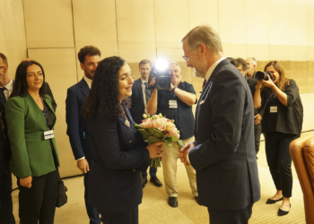 Osmani i kërkon kryeministrit çek përkahje për liberalizim të vizave