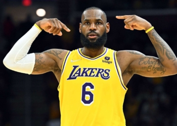 20 vjet në NBA, LeBron James gati të thyejë rekordin e legjendës