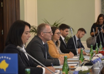 ​Bislimi në Pragë: Kosova synon sivjet të aplikojë për anëtarësim në BE