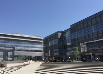 Një serb nga Kosova dënohet për krime lufte