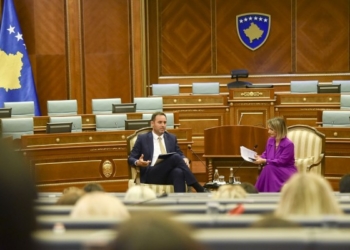 ​Konjufca: Luftimi i pabarazisë gjinore duhet të bëhet nga gratë dhe burrat