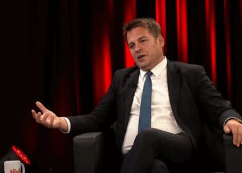 Muja e quan non-paper “kornizën e re të dialogut”, thotë se u inicua nga Vuçiqi