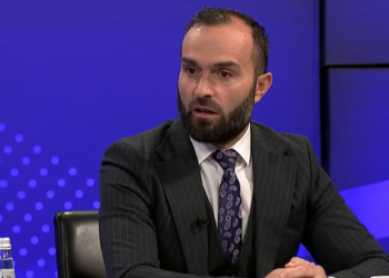 Hoxha nga Këshilli i Prindërve: SBASHK-u na premtoi se nuk do të ketë grevë, të kthehen fëmijët në shkollë