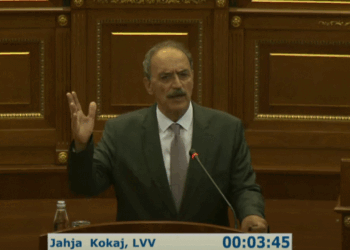 Kokaj thotë se greva në arsim po e lë pa gjumë