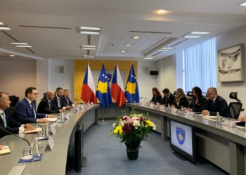 Ministri i Jashtëm Çek tregon se çka diskutoi me Bislimin e Szunyogin në Kosovë