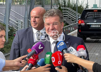 Lajçak thotë se janë duke e përgatitur takimin e radhës të liderëve