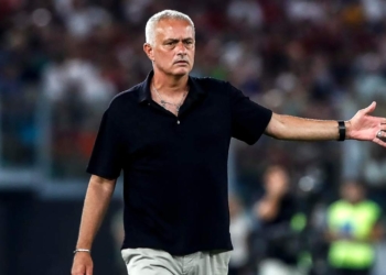 Roma “fundoset” në Udine, Murinho vendos rekordin negativ të karrierës