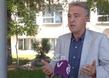 Qeveria e re britanike, njohësit e politikës nuk presin që të ndryshojë qasja karshi Kosovës