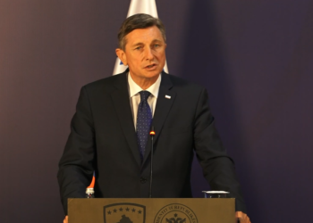 Abdixhiku nuk tregon nëse Kica-Xhelili i është bashkuar LDK-së, thotë se ajo është nga deputetet më të mira