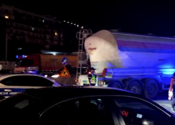 Vdes një 35 –vjeçare në një aksident në Tiranë