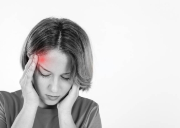 Pesë shkaqet më të zakonshme të migrenës