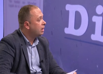 Avokati i mësueses nga Suhareka: Ajo u largua nga shkolla me fyerje e bërtima nga drejtori