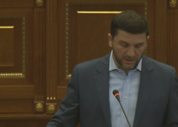 Krasniqi: Albin Kurti e ka traditë politike me mendu për fundin pa i llogaritë pasojat