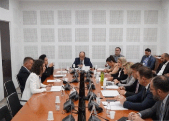 Përplasje e ashpër për Trepçën, Muja – Shalës: Trepçën e ke shkatërruar ti