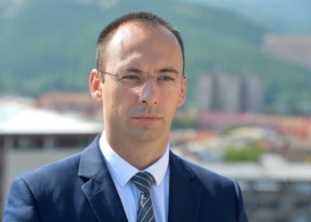 Simiq: Nuk ka kohë më të mirë se tani për vizitë nga Bërnabiq në Kosovë