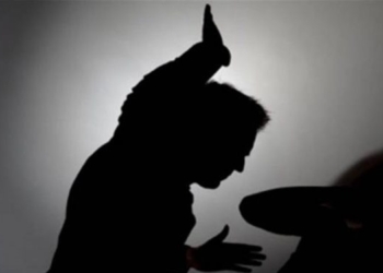 Djali nga Prizreni rrah babain e më pas familjarët tjerë