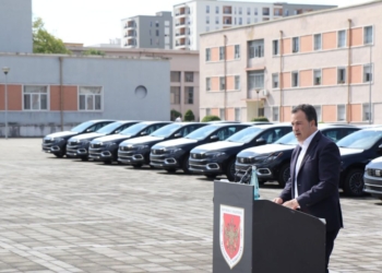 Turqia dhuron 40 automjete për ushtrinë shqiptare