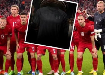 Danimarka me fanellë të veçantë në Katar, protestohet për të drejtat e njeriut!