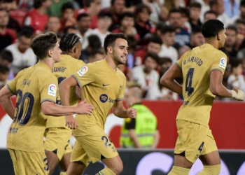 “Lewandowski si Suarez, në fillim e kritikuan”, mbrojtësi i bën elozhe polakut!