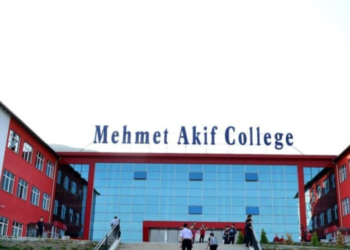 Shqipëria urdhëron mbylljen e kolegjit turk “Mehmet Akif”