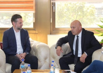 Gjini e Çeku dakordohen që projektet e nisura të përfundohen në afatin e përcaktuar