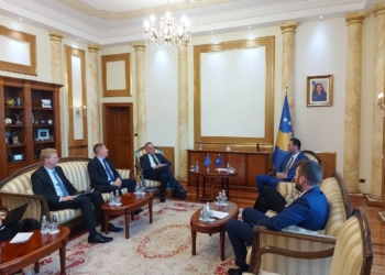 Kryekuvendari Konjufca pret zyrtarin e Komisionit Evropian për zgjerim