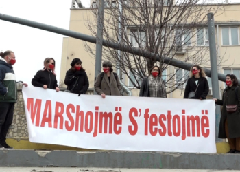 Për 3 muaj në Kosovë u larguan mbi 12 mijë gra nga puna