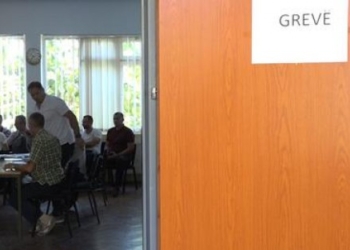 KMDLNj fton Kurtin ta takoj Këshillin Grevist dhe të ndërpritet greva në arsim