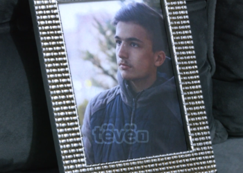 5 vjet nga vrasja e Aulon Zekës, e ëma vazhdon të kërkojë drejtësi për të birin 16-vjeçar